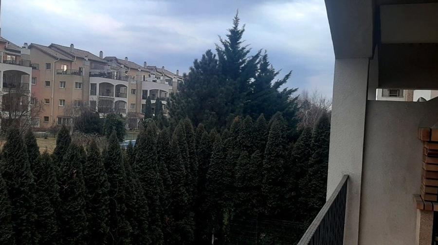 Pipera : Apartament in complex cu piscina, semi-mobilat!