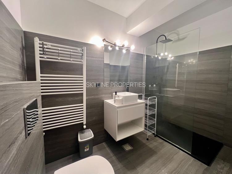 De vânzare apartament cu 2 camere, semidecomandat, zona Dâmbul Rotund