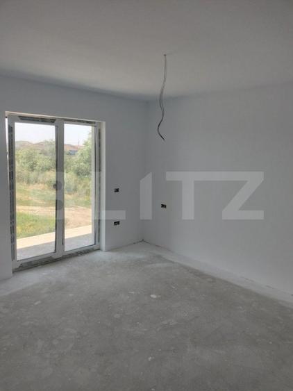 Duplex spectaculos 4 camere in Mosnita veche