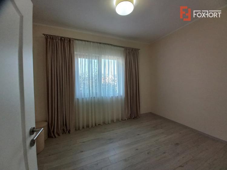 Duplex cu 3 camere si teren de 410 mp de vanzare in Ghiroda