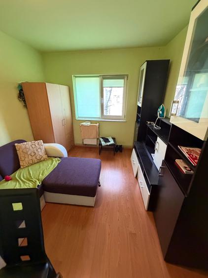 Zona Soarelui | Decomandat | 2 Balcoane | Etaj 3 | Disponibil imediat !!