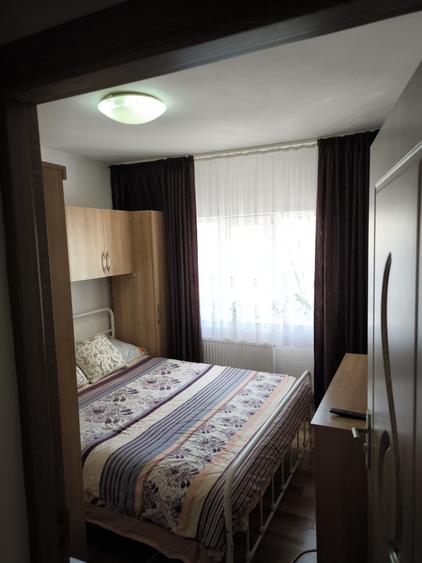 Apartament 2 camere decomandat+garaj