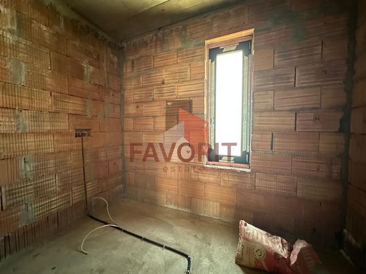 Duplex in Sanandrei | 5 camere | Toate utilitatile | Asfalt