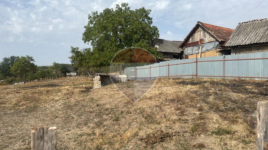 De vânzare teren intravilan, 1882 mp, în Lăzăreni - Calea Mare