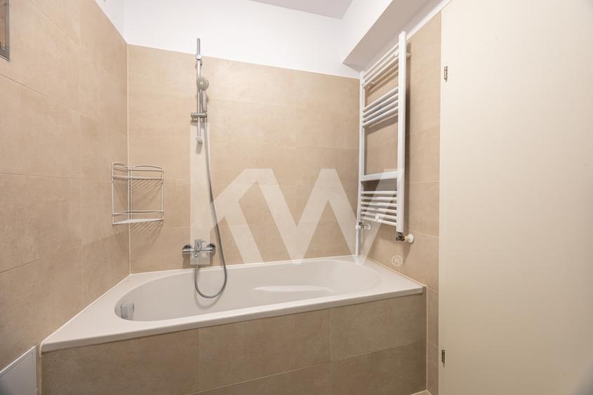 Vânzare apartament cu 3 camere, decomandat, Casa Nobel – Zona Tractorul