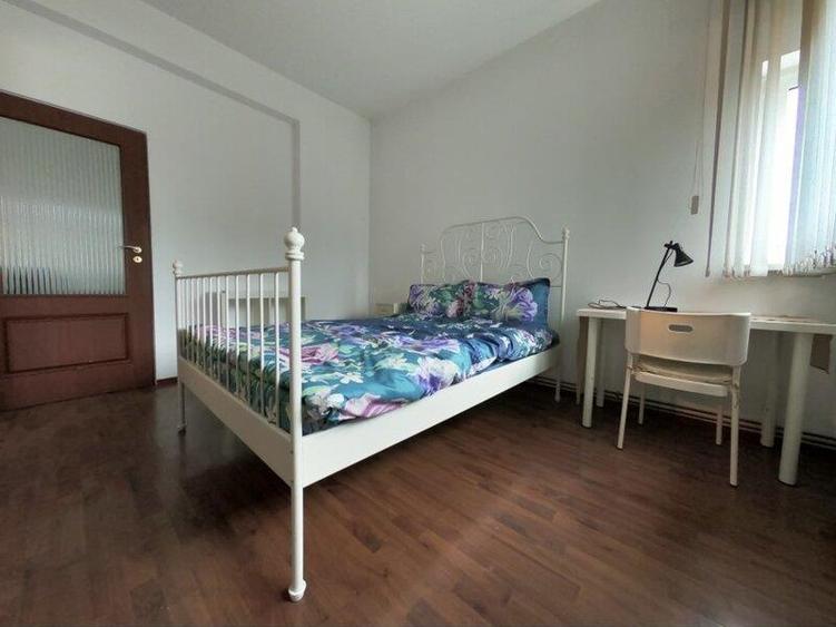 Vanzare apartament 2 camere cu centrala Armeneasca/Mosilor