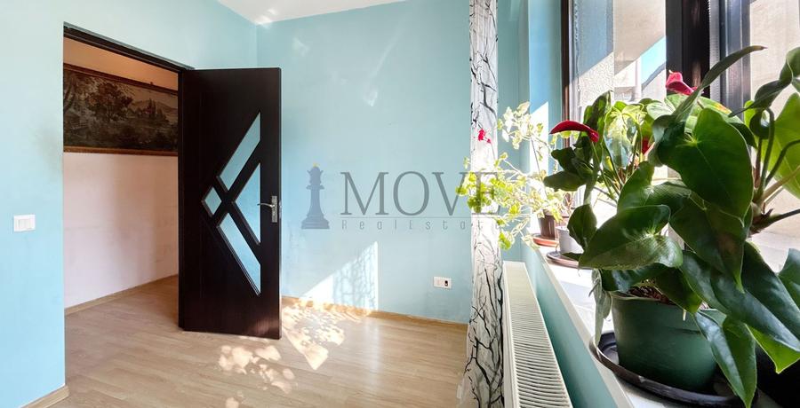 PARTER ÎNALT în imobil mic- perfect pentru CABINET de AVOCATURĂ sau NOTARIAL