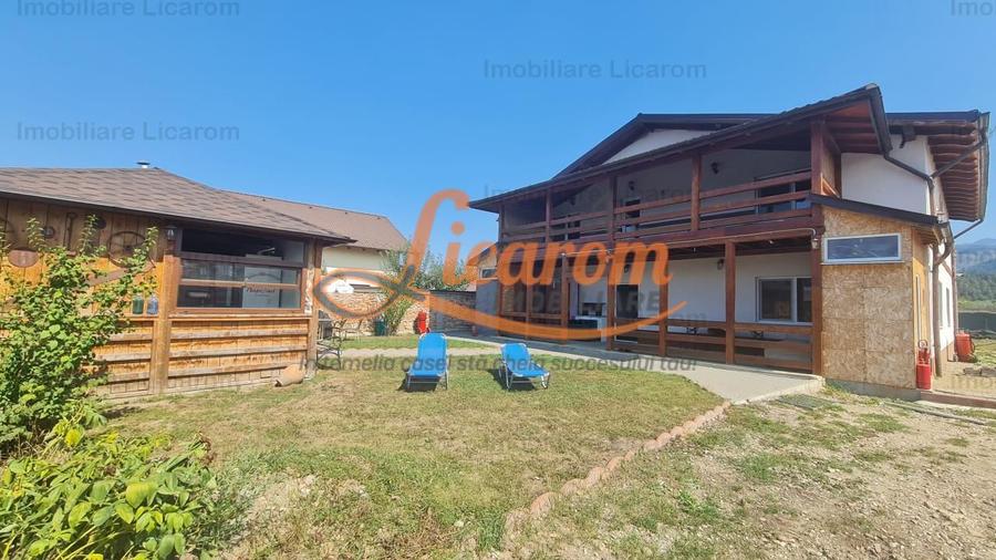 Proprietate in Cristian cu trei constructii+o fundatie,450000euro
