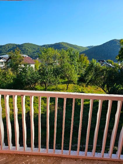 Oportunitate în Năsăud! Casă Spațioasă 250 mp + 13 Ari Teren | Proprietar Direct