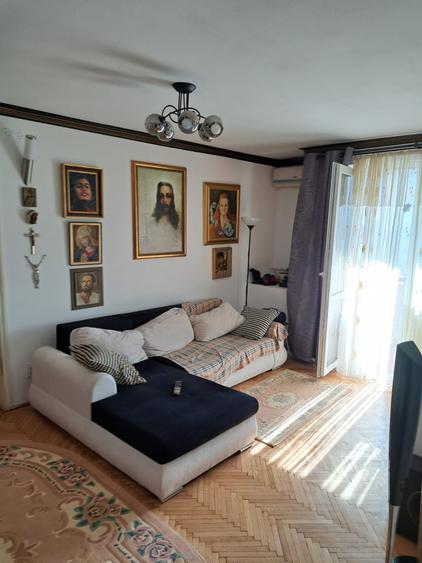 1 Mai - Piata Chibrit | 2 Camere | Metrou 3 Minute | Balcon | 5/8