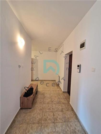 Garsoniera spatioasa, pet friendly, Tractorul, Brasov