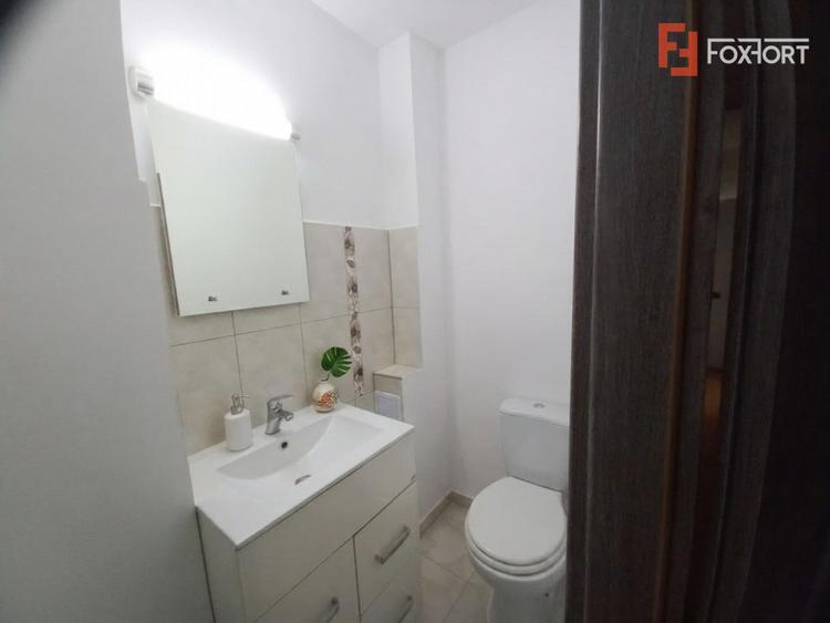 Apartament cu 3 camere de vanzare in zona Lipovei