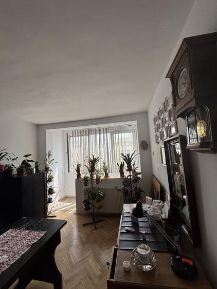 Apartament 3 camere zona Cetatii