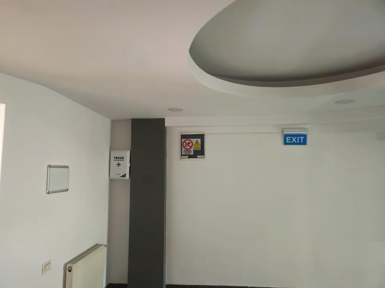 Cladire de birouri/showroom -760 mp/7.5 euro/mp+tva /Zona 13 Septembrie