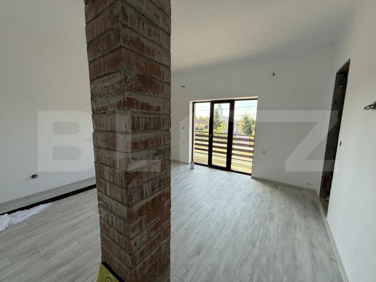 Casa cu 5 camere, 160 mp, 2.169 mp teren, zona Paulesti