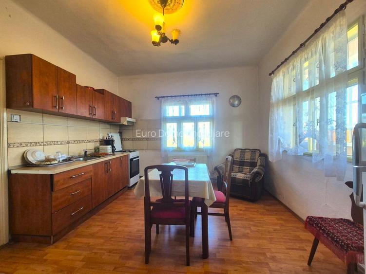 Exclusivitate- Casă rustică de închiriat în Fundata – Priveliște spectaculoasă - 9