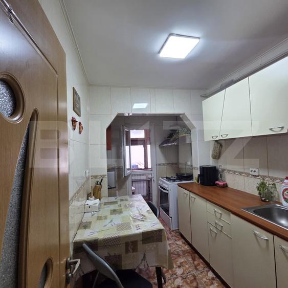 Apartament 4 camere, decomandat , 85 m2 , Micro 39