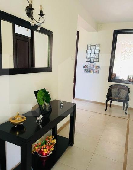 Casa de 5 camere, 310 mp, teren amenajat 1044 mp, Bucium