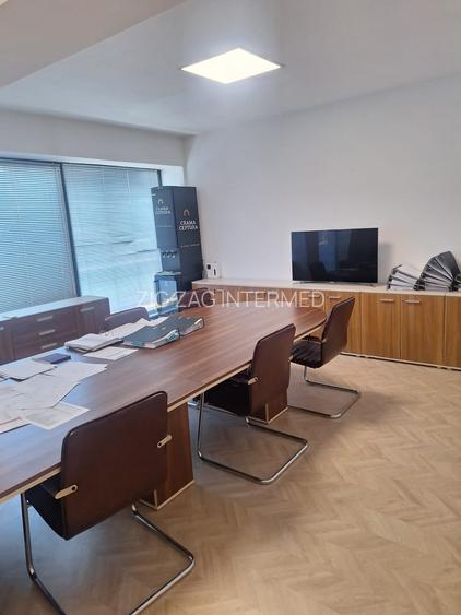 Tomis Nord, spatiu BIROURI, 225 mp., 2 locuri parcare proprii - 4