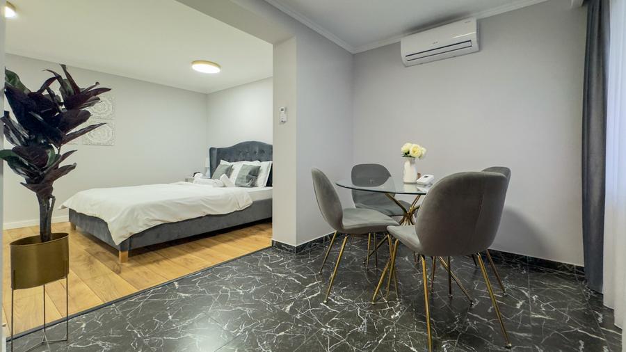 Casa cu 3 Apartamente - Zona Sagului(Shopping City) - 0% COMISION