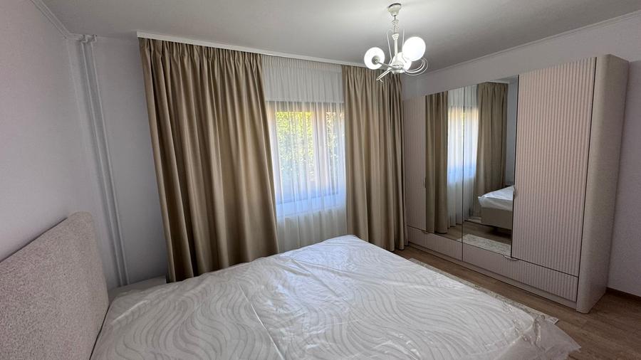 Apartament 4 camere de închiriat, str. Călugăreni-AP1503