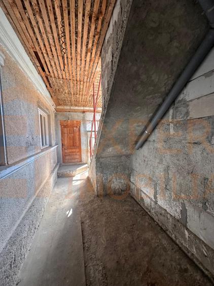 Casă de vânzare in zona KM 5, Constanța | 4 Camere | Teren 430 mp