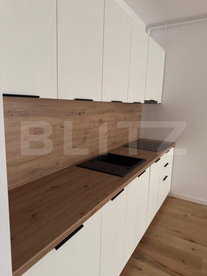 Spatiu birou de închiriat, 41 mp, Central