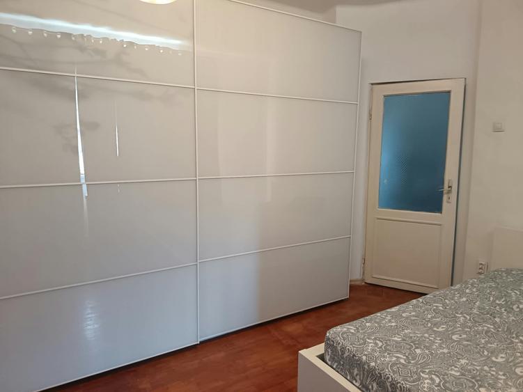 3 camere/ Armeneasca/renovat/ centrala proprie, A.C