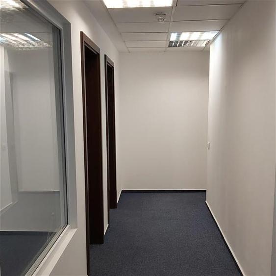 Union International Business Center spatii birouri de la 42 mp