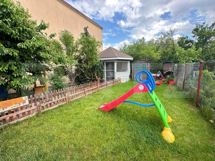 Casă complet renovată, terasă spectaculoasă, zonă liniștită Deva, str Crișan
