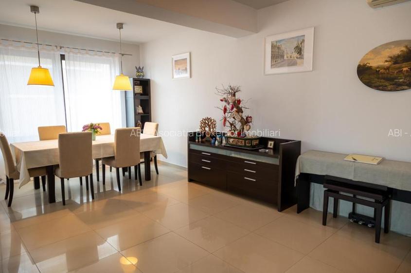 Baneasa lake House 340sqm, swimming pool, lake side deck - 26