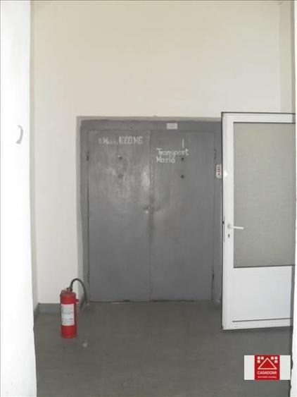 Spatiu multifunctional ultracentral