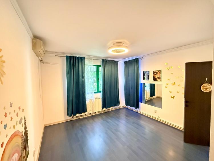 Vatra Luminoasa / Piata Iancului / Vila individuala cu 6 camere/ 230 mp