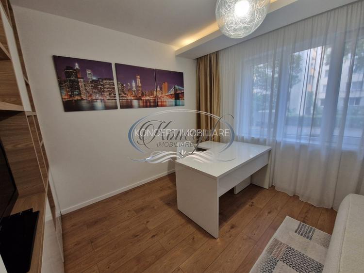 Apartament deosebit, 5 camere, Plopilor - 9