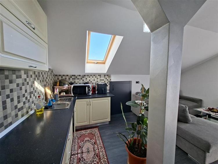 Apartament modern 3 camere balcon 2 locuri parcare zona Brana