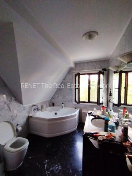 SUPER OCAZIE SE VINDE VILA DE LUX SI CASA DE OASPESTI IN BALOTESTI LA LAC 555000 - 26