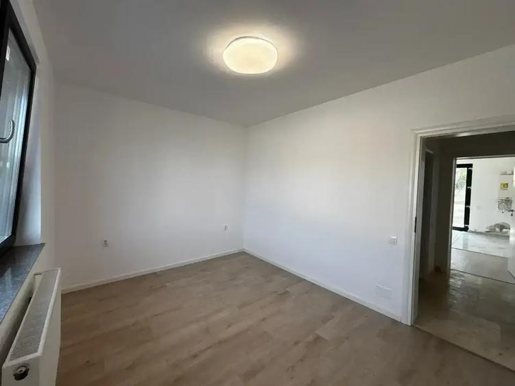 Apartament NOU 3 camere - curte de 155 mp zona Crevedia Kaufland