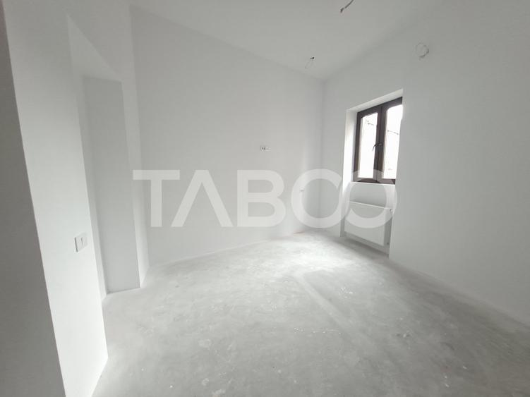 Garsoniera decomandata de vanzare in zona Centrala - cladire renovata