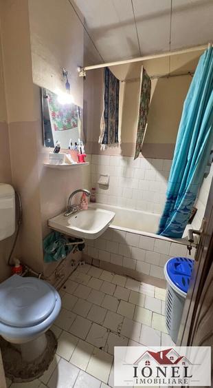Apartament trei camere de vanzare in Centru - Alba Iulia