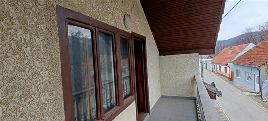 Casa individuala de vanzare in Berzasca, jud. Caras-Severin