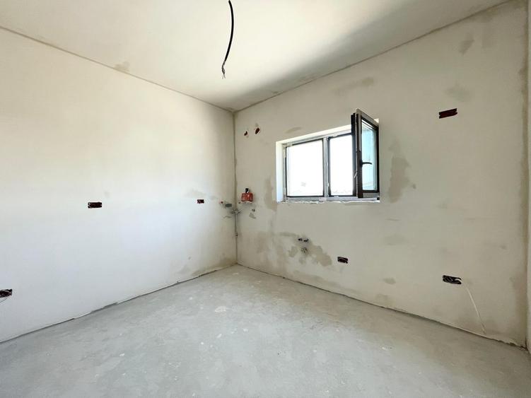 Duplex 5 camere, toate utilitatile - Mosnita