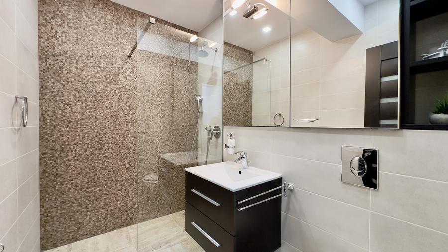 Apartament 2 camere | Faleza nord la 250m de plaja | parcare acoperita-bloc nou