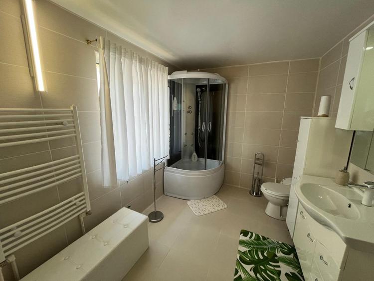 Casa impecabila P+1, 274 mp, cu 1128 mp teren si livada, zona Popoveni