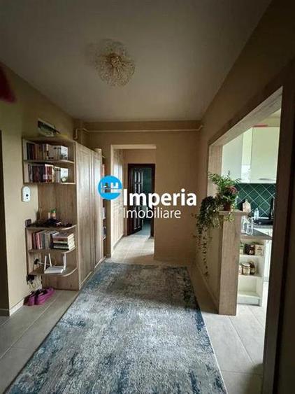 Apartament 2 cam, decomandat, de vanzare in zona Bucium --