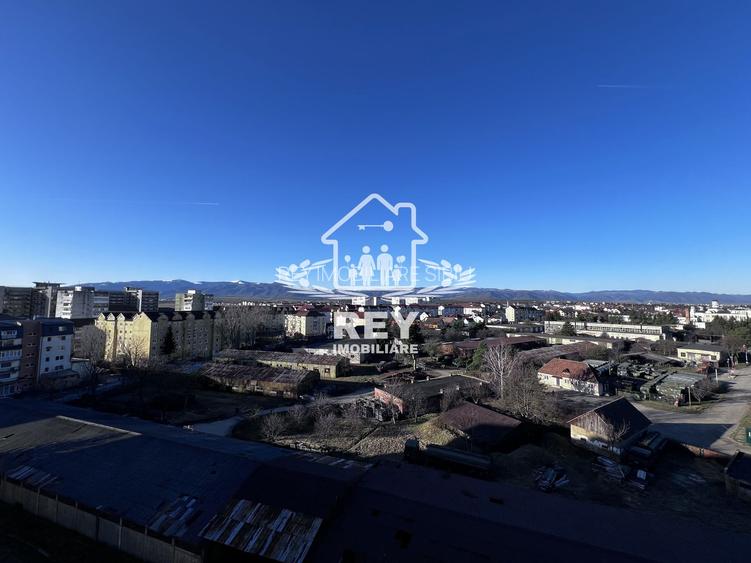 Apartament 2 camere,bloc cu lift, Str. Oștirii/Mihai Viteazul/N.Iorga - 26
