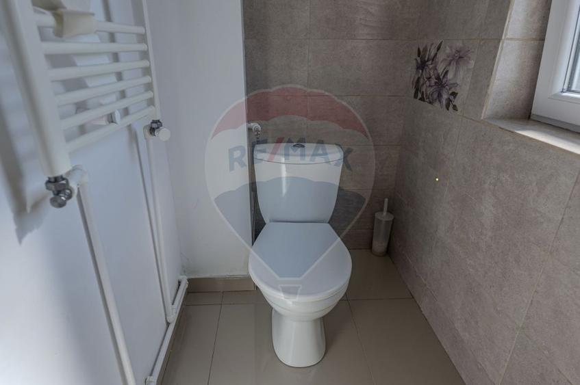 Casă de închiriat cu cabinet stomatologic – Chitila