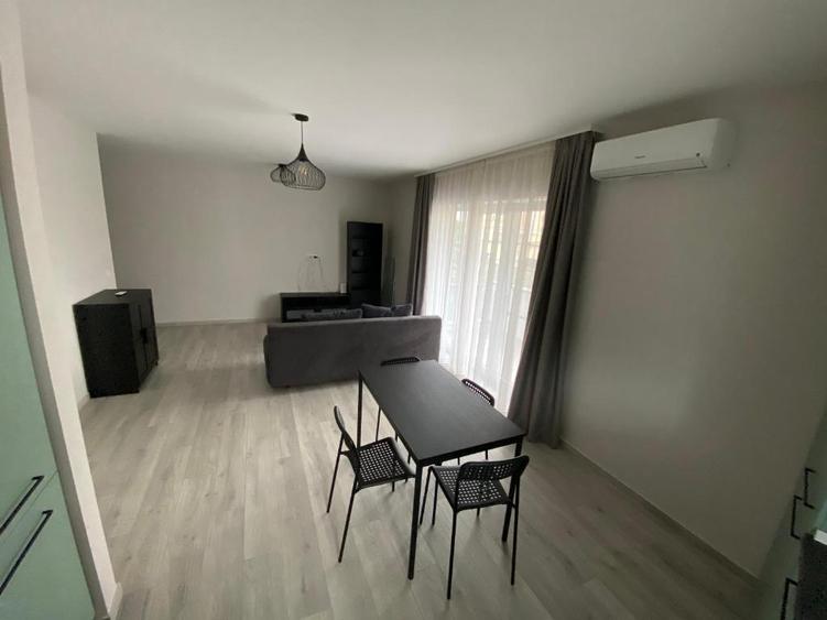 Proprietar, inchiriez apartament cu doua camere