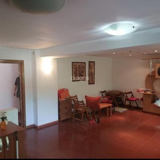 Apartament 4 camere pregătit de vânzare  aflat în proximitatea stației de metrou - 5
