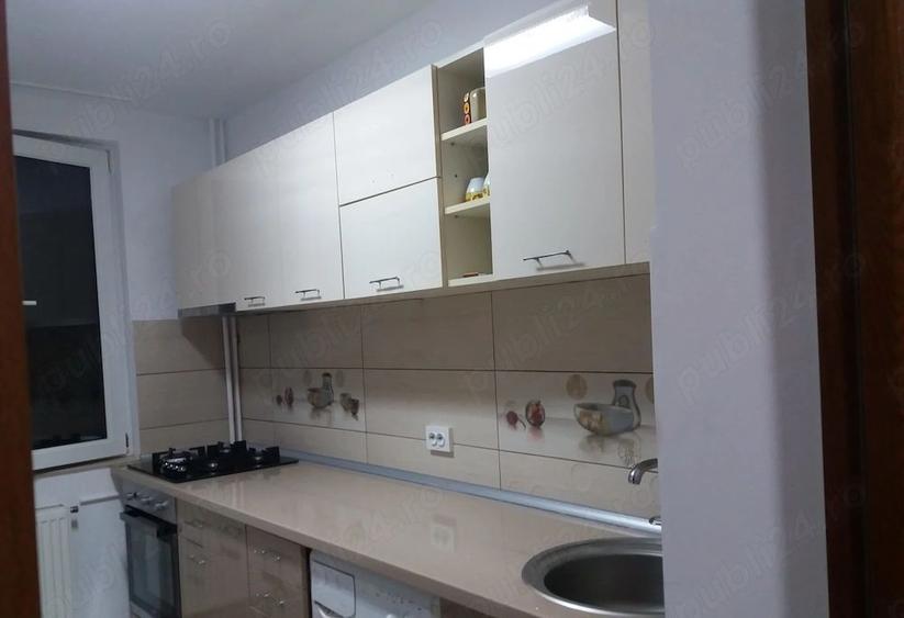 De închiriat: Ap. 3 camere - Bd. Constantin Brâncoveanu / Huedin (La Grași)