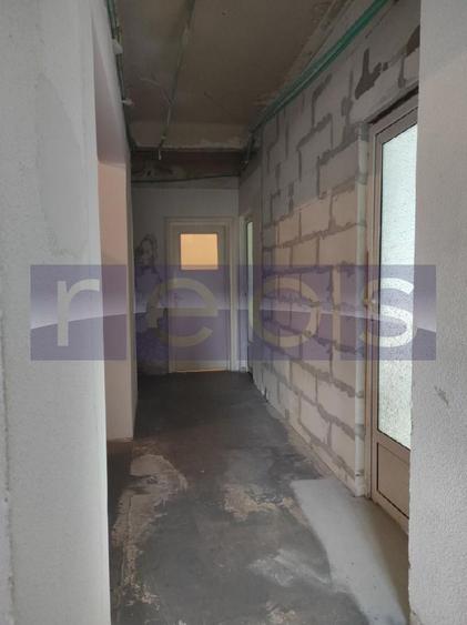 VANZARE 4 CAMERE | ZONA CALEA CALARASILOR- HALA TRAIAN